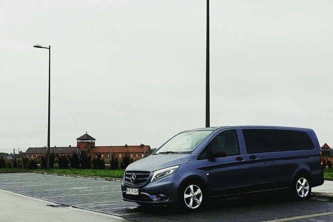 Auschwitz-Birkenau & Salt Mine Day tour - Auschwitz I and Birkenau: How the Museum-Guide Format Feels