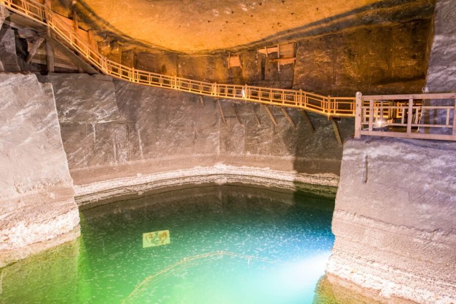 From Krakow: Auschwitz and Wieliczka Salt Mine Full-Day Trip - Wieliczka Salt Mine: what underground touring adds after Auschwitz