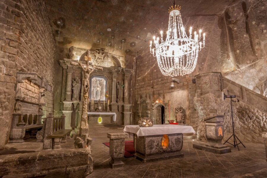 Krakow: Auschwitz and Wieliczka Salt Mine Combo Tour - Auschwitz I and Auschwitz II Birkenau: what you’ll see and how to prepare